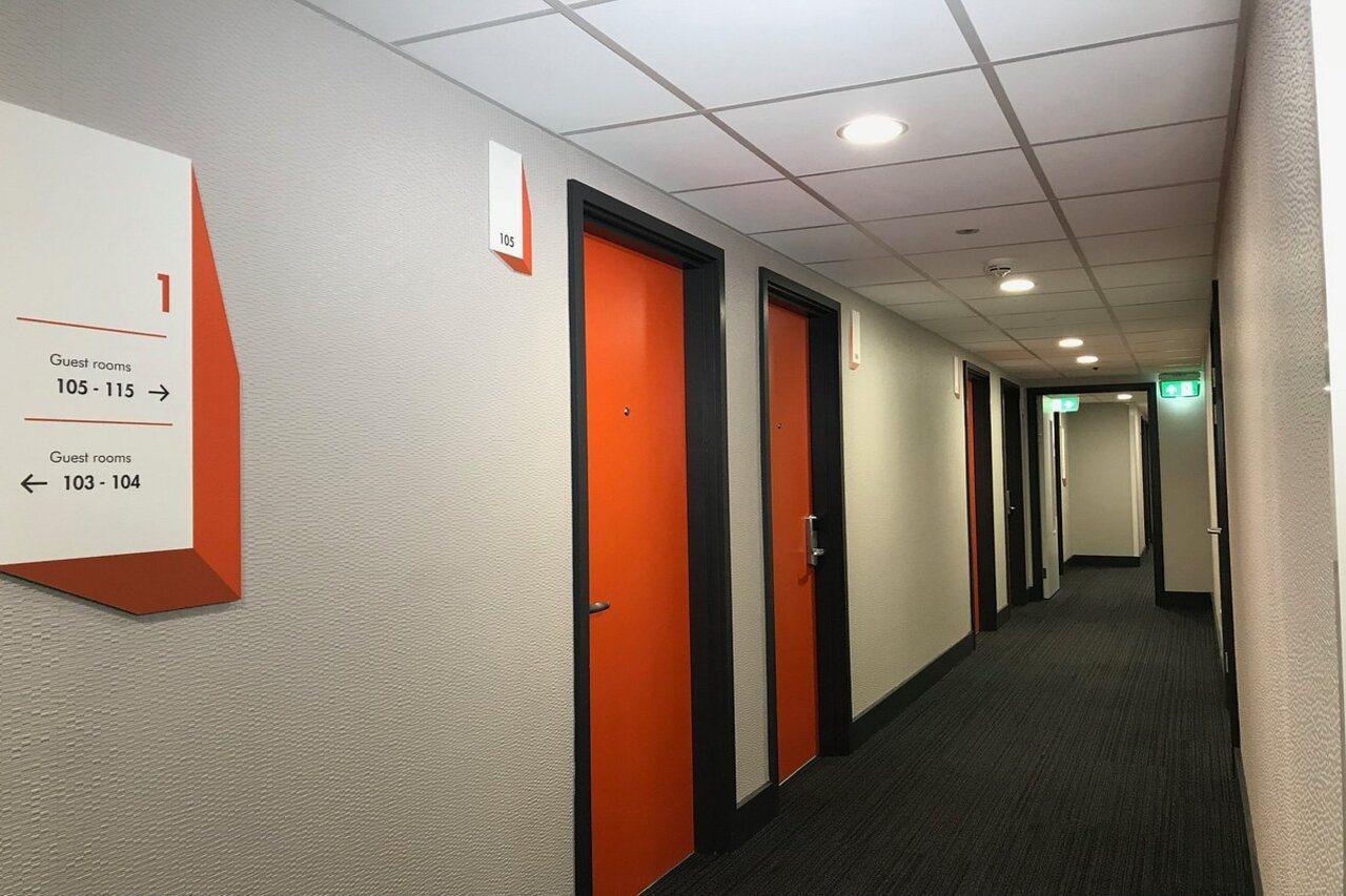 Easyhotel Leeds Leeds  Exterior foto