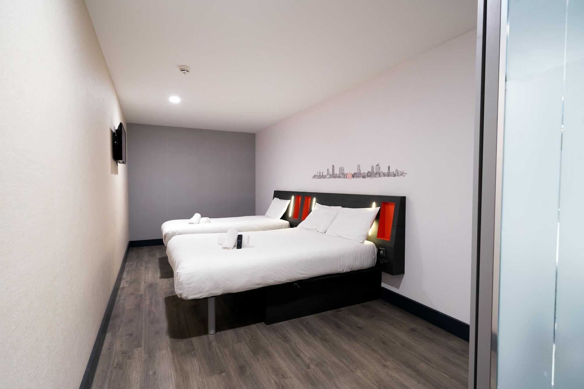 Easyhotel Leeds Leeds  Exterior foto